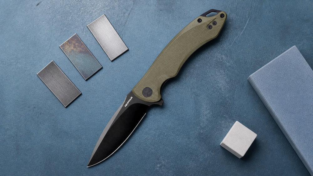Verde HOPIAN Arcus Cuchillo de  junto al tratamiento térmico separado y muestras de acero geometría